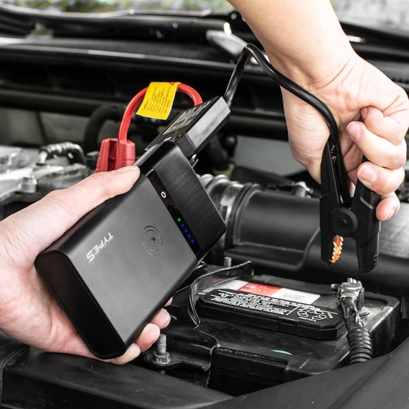 Type S 8000mAh Jump Starter and Portable Power Bank with Qi Wireless Charging - Picture 3 of 5